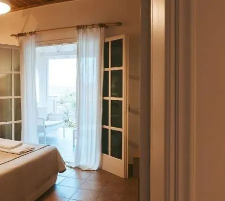 Apartment Kastri *